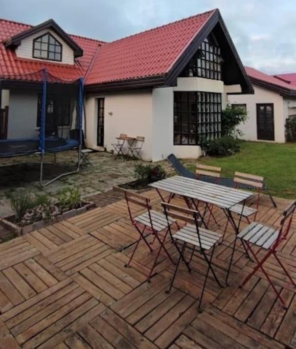Icelandic Art Garden Villa W. Parking In Centre City Reykjavik Ngoại thất bức ảnh
